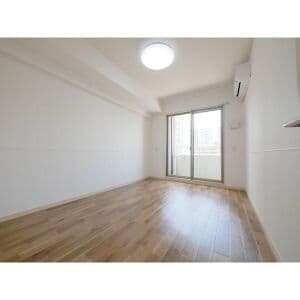 Room image 11