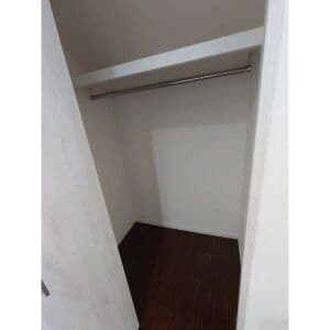 Room image 15