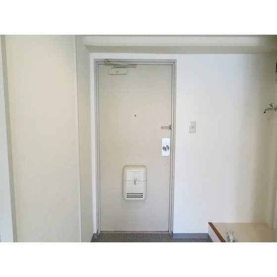 Room image 15