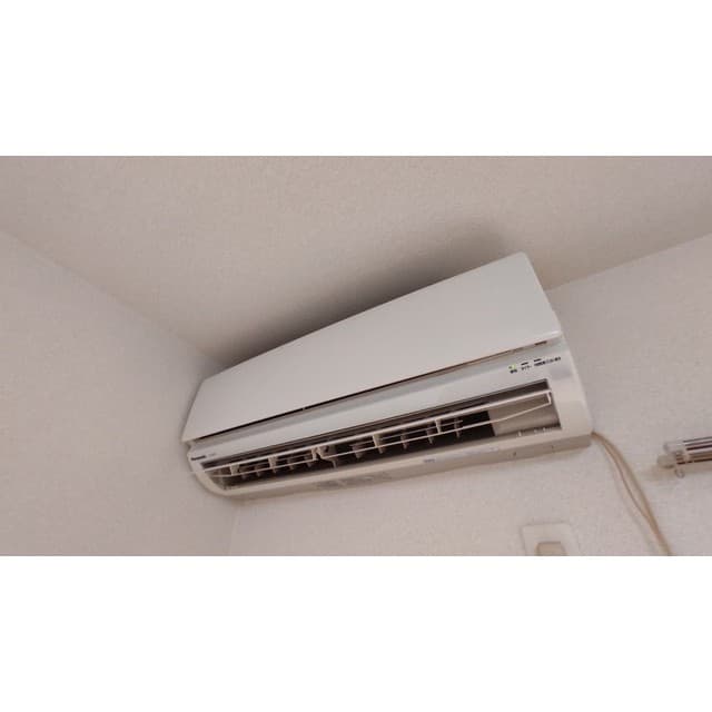Room image 13