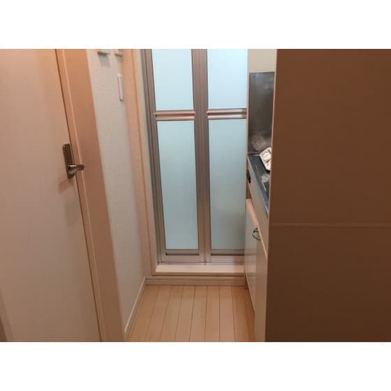 Room image 12