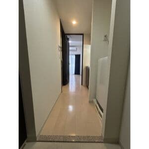 Room image 15