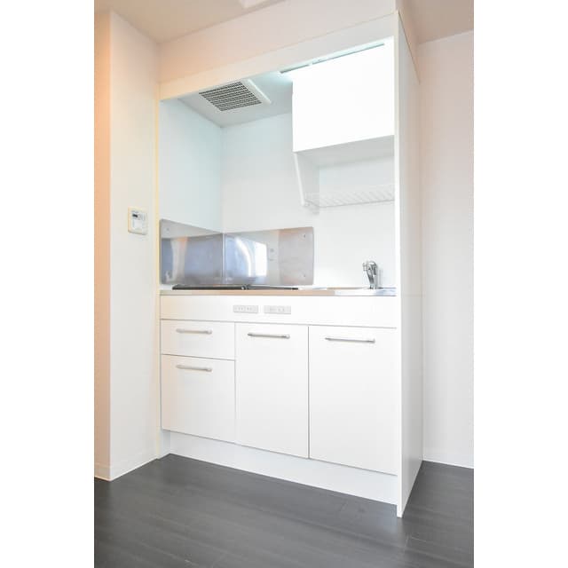 Room image 11