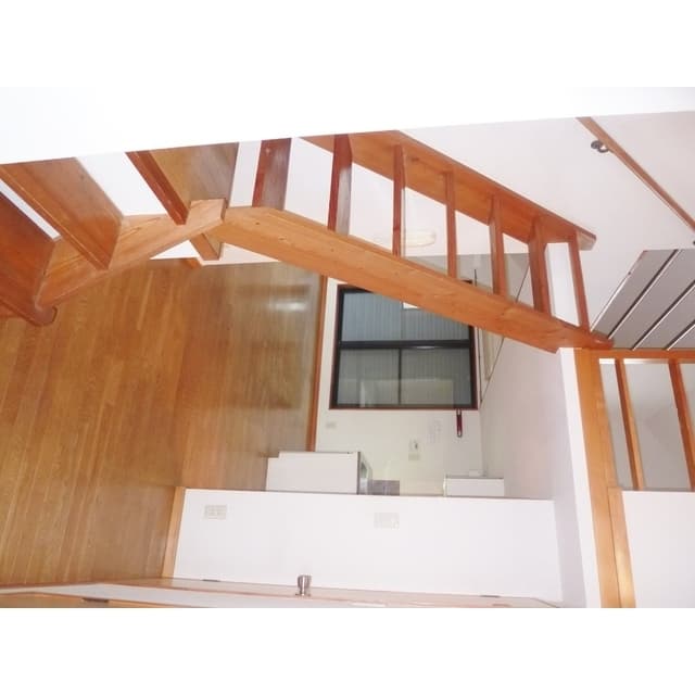 Room image 11