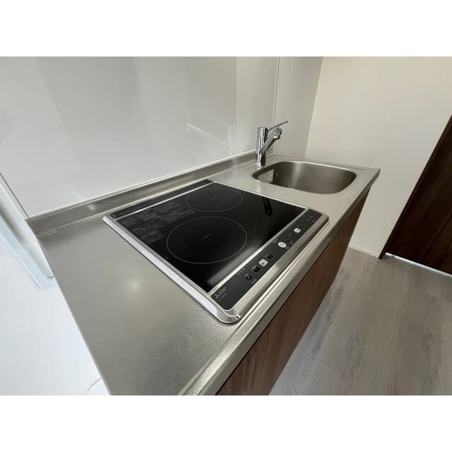 Room image 11