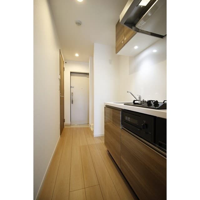 Room image 16