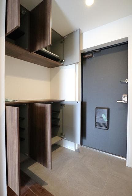 Room image 12