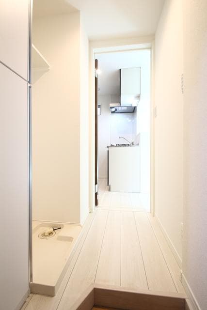 Room image 9