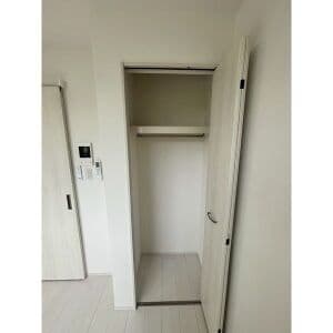 Room image 14