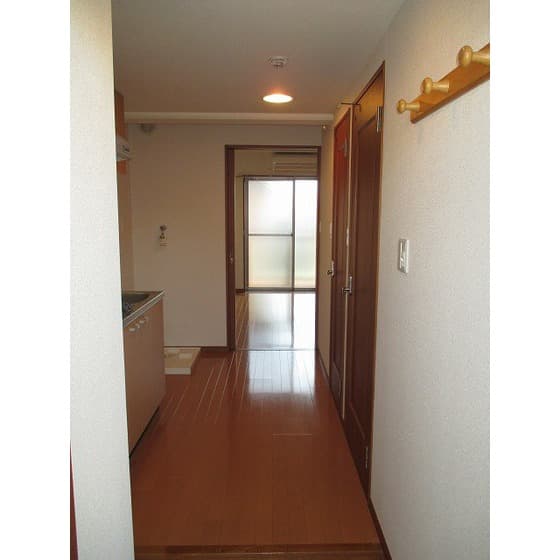 Room image 13