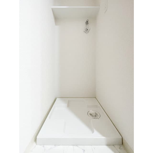 Room image 15