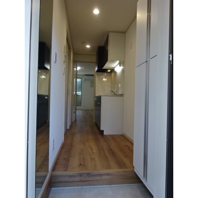 Room image 11