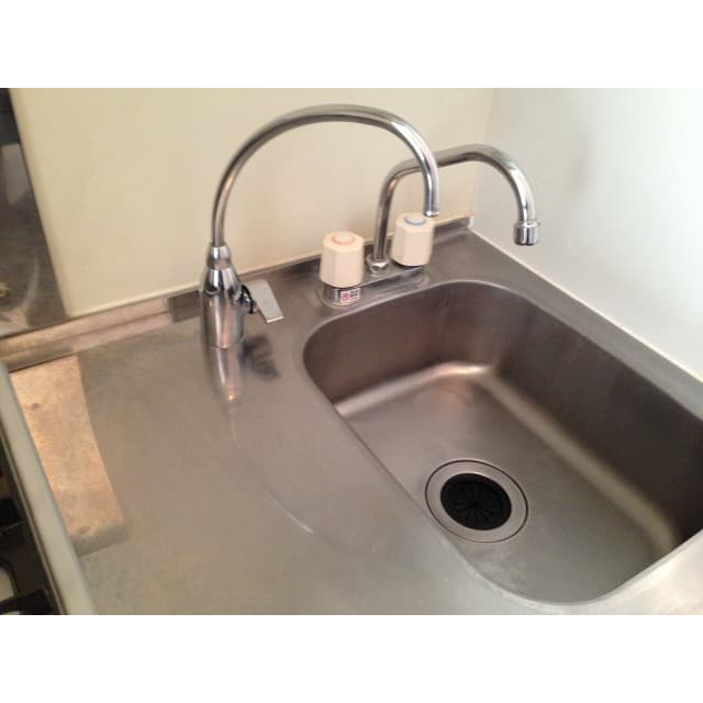 Room image 15