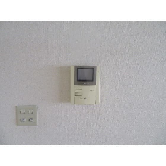 Room image 16