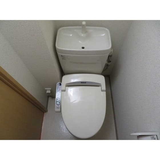 Room image 11