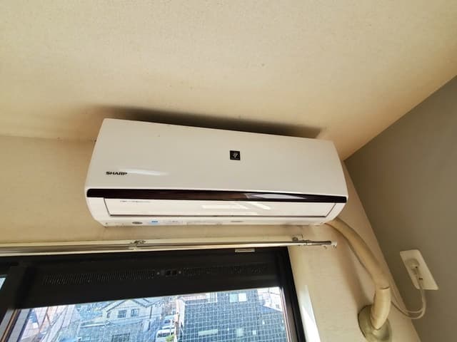 Room image 9