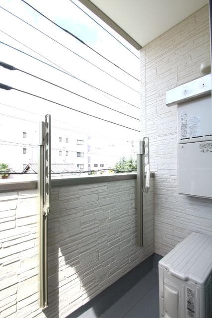 Room image 11