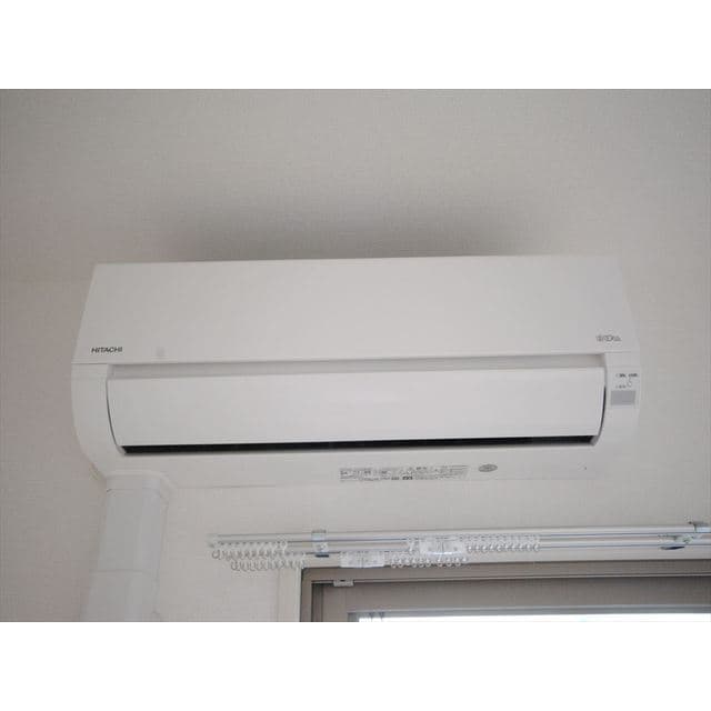 Room image 15