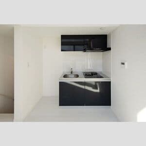 Room image 10