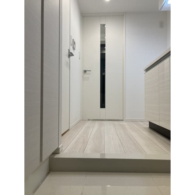 Room image 12