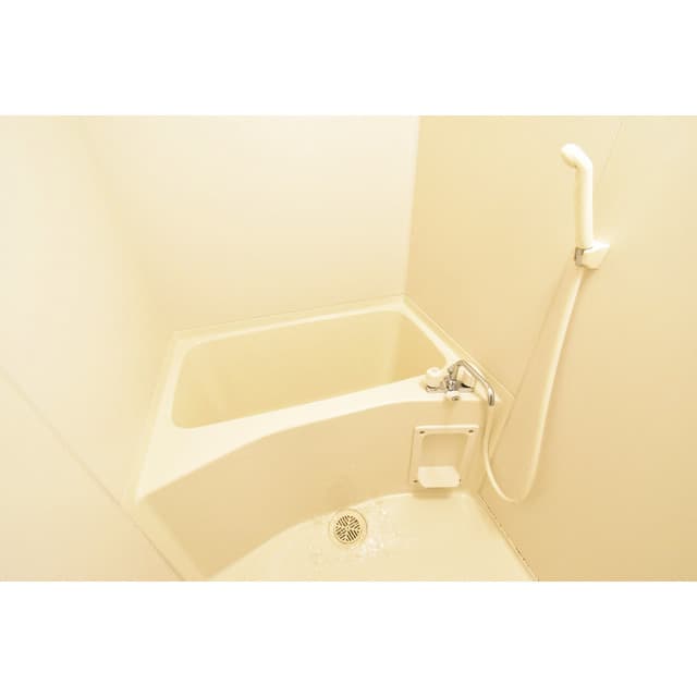 Room image 9