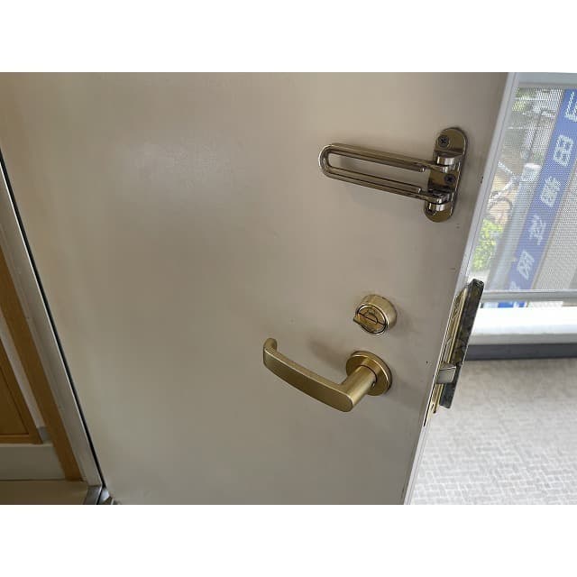 Room image 11