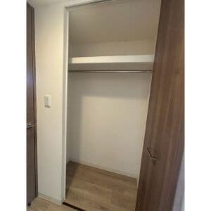 Room image 14