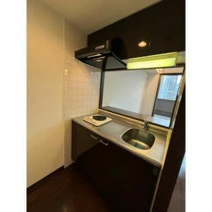 Room image 13