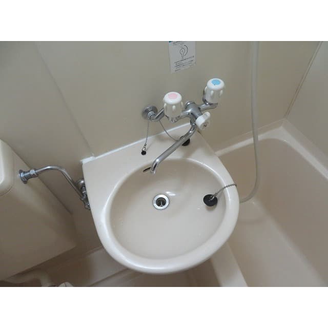 Room image 12