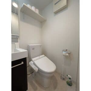 Room image 11