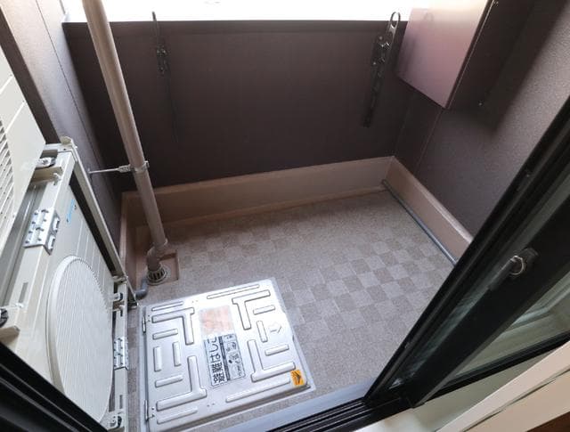 Room image 12