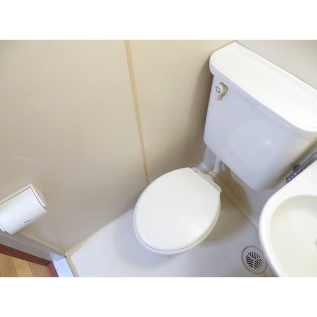 Room image 11