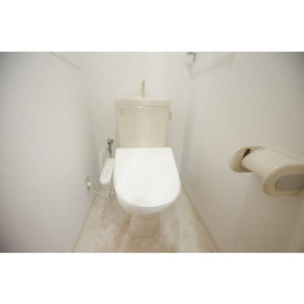 Room image 10