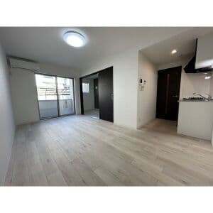 Room image 13