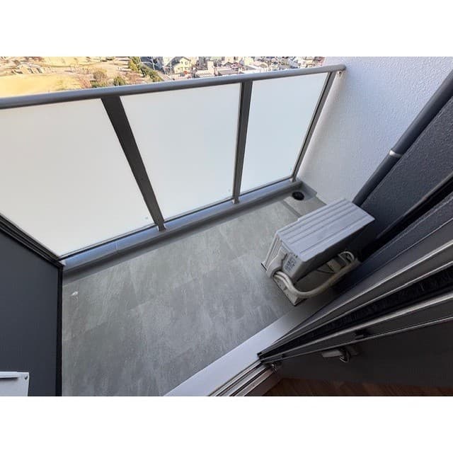 Room image 12