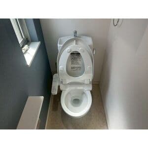 Room image 8