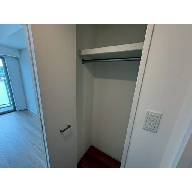 Room image 16