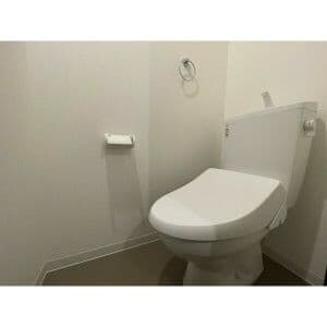 Room image 16