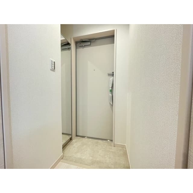 Room image 14