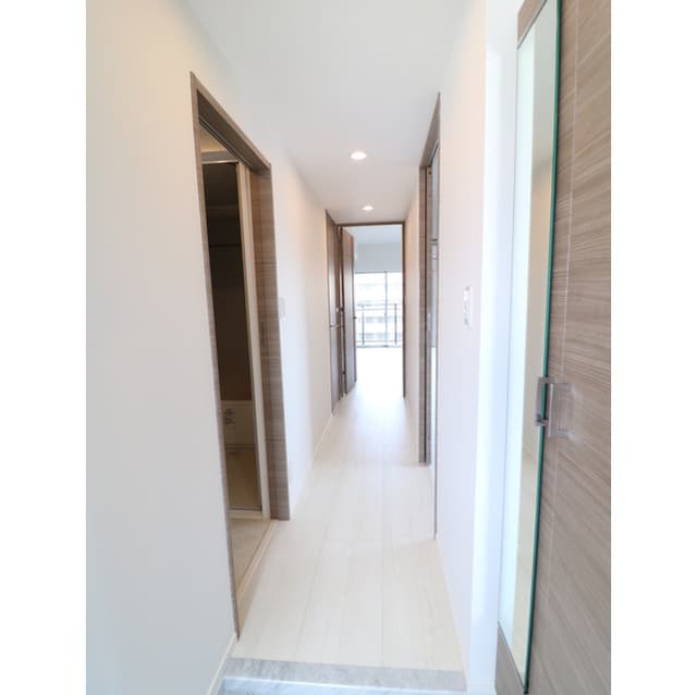 Room image 13