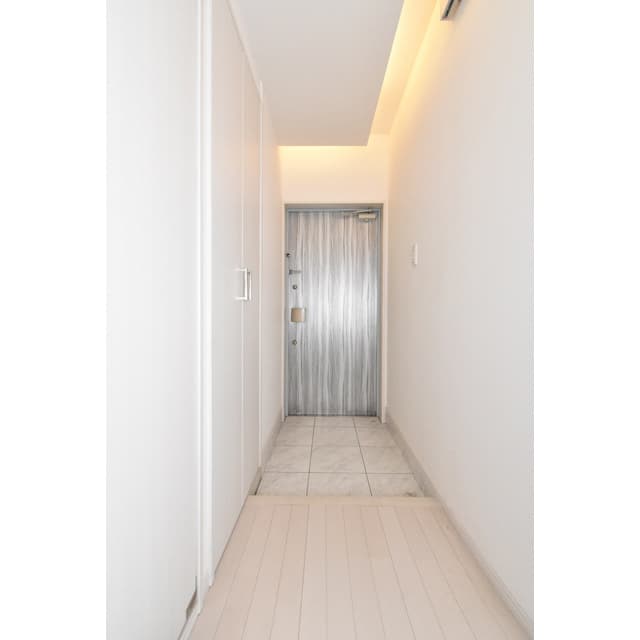 Room image 13