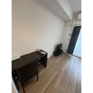 Room image 14