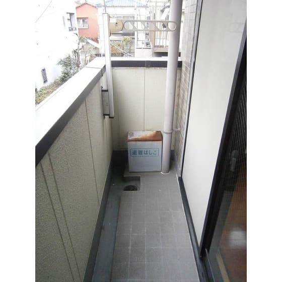 Room image 15