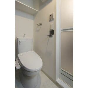 Room image 16
