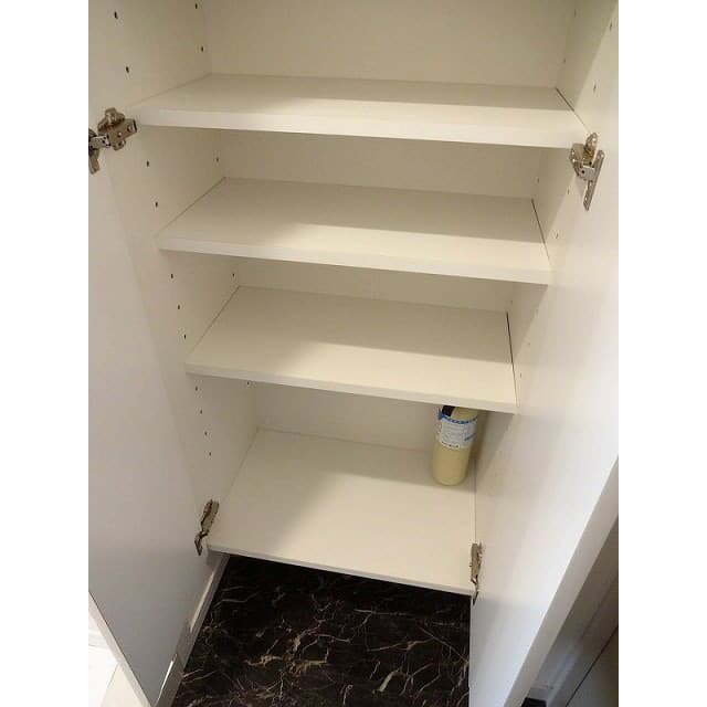 Room image 13