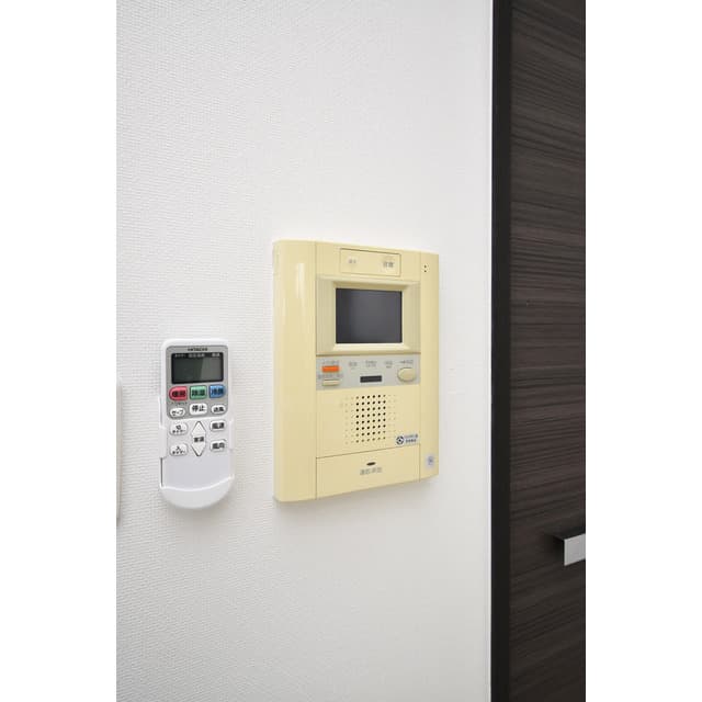Room image 11