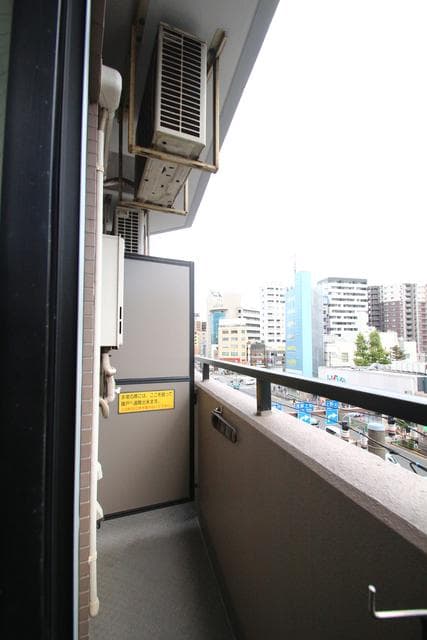 Room image 10