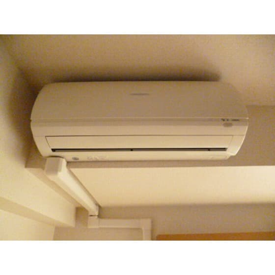 Room image 15