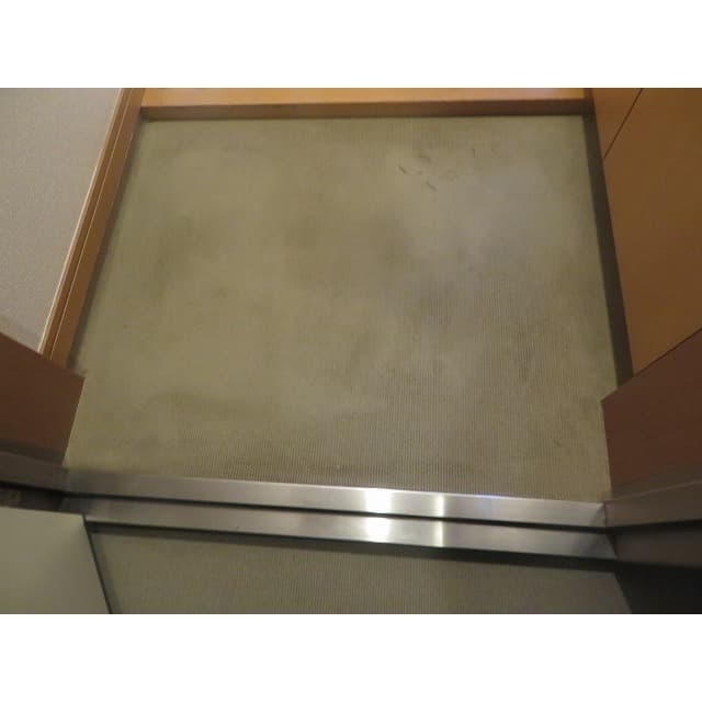 Room image 15