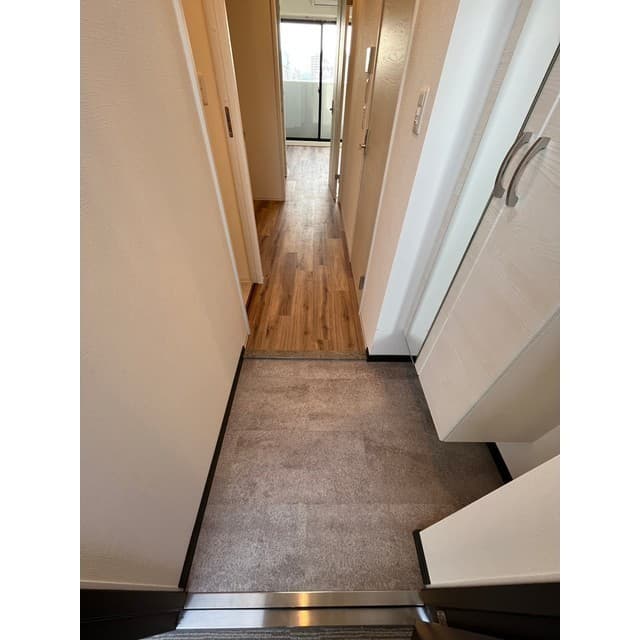Room image 10
